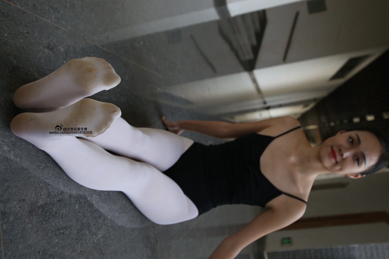 图片[262]-大西瓜爱牙膏-早期作品-W008 舞蹈家1-文君3 [353P] – 速更版-美库