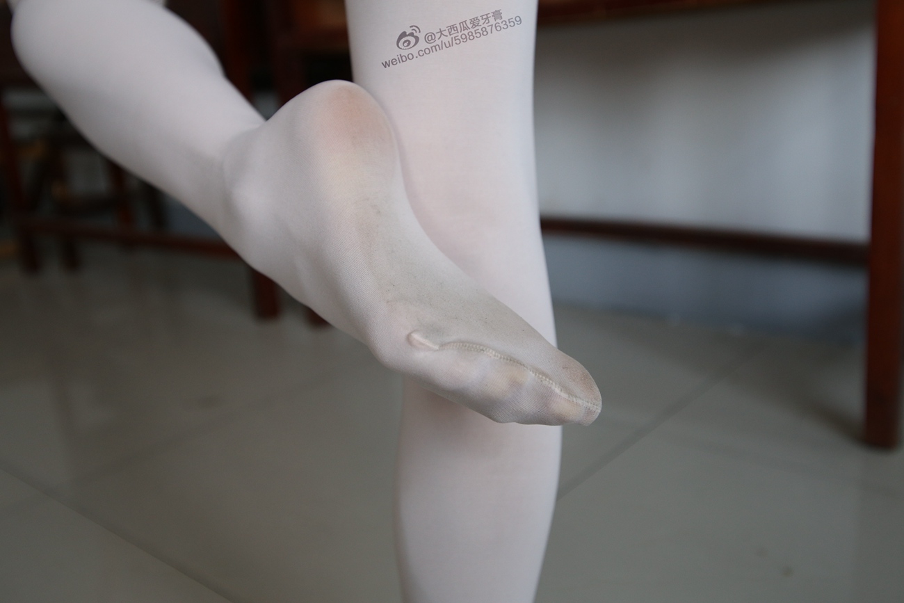 图片[255]-大西瓜爱牙膏-早期作品-W009 舞蹈家2-身材极好1 [364P] – 速更版-美库