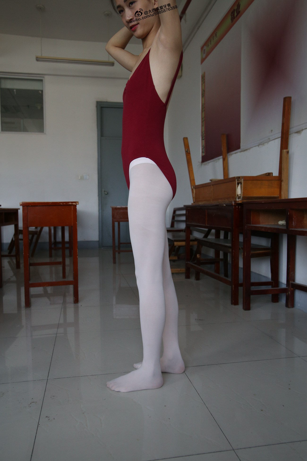 图片[284]-大西瓜爱牙膏-早期作品-W009 舞蹈家2-身材极好1 [364P] – 速更版-美库