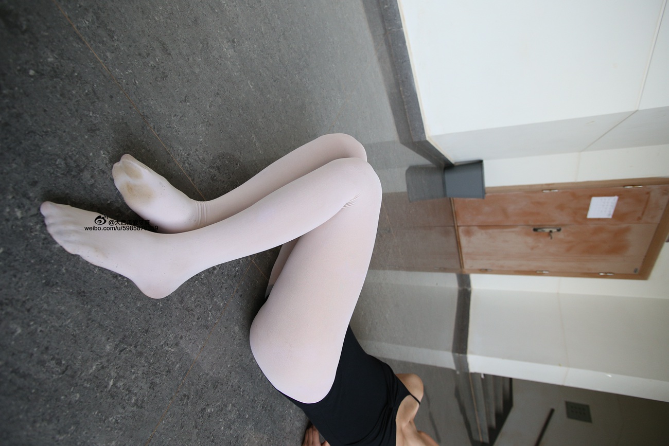 图片[341]-大西瓜爱牙膏-早期作品-W008 舞蹈家1-文君3 [353P] – 速更版-美库