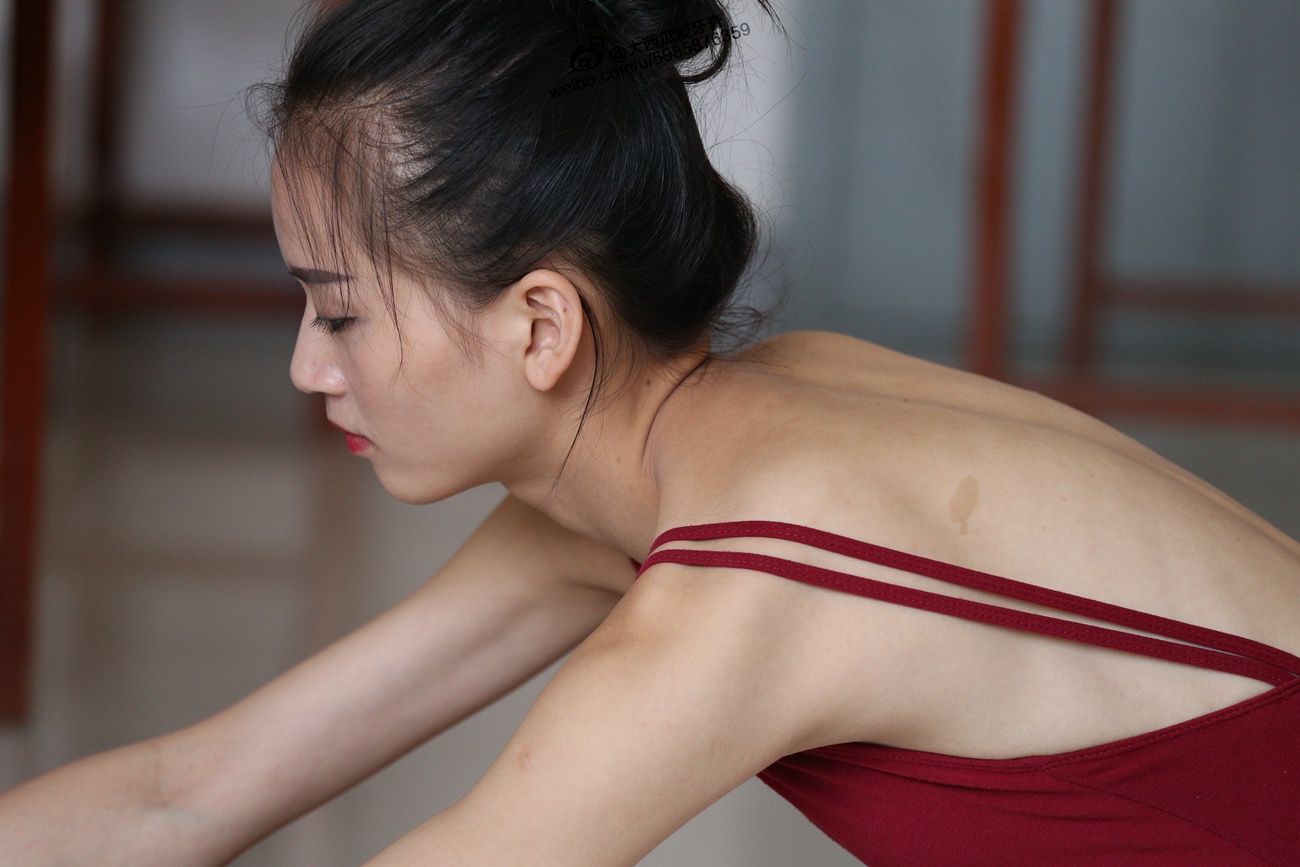 图片[87]-大西瓜爱牙膏-早期作品-W010 舞蹈家2-身材极好2 [405P] – 速更版-美库