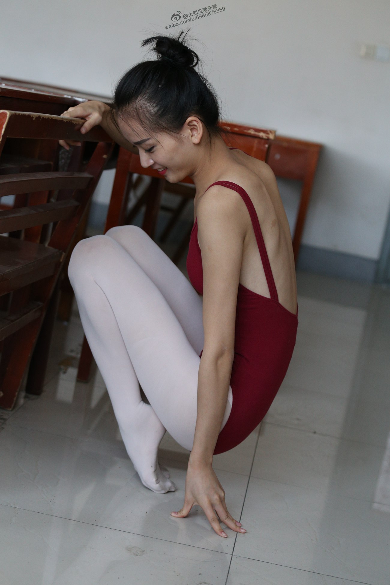 图片[127]-大西瓜爱牙膏-早期作品-W010 舞蹈家2-身材极好2 [405P] – 速更版-美库