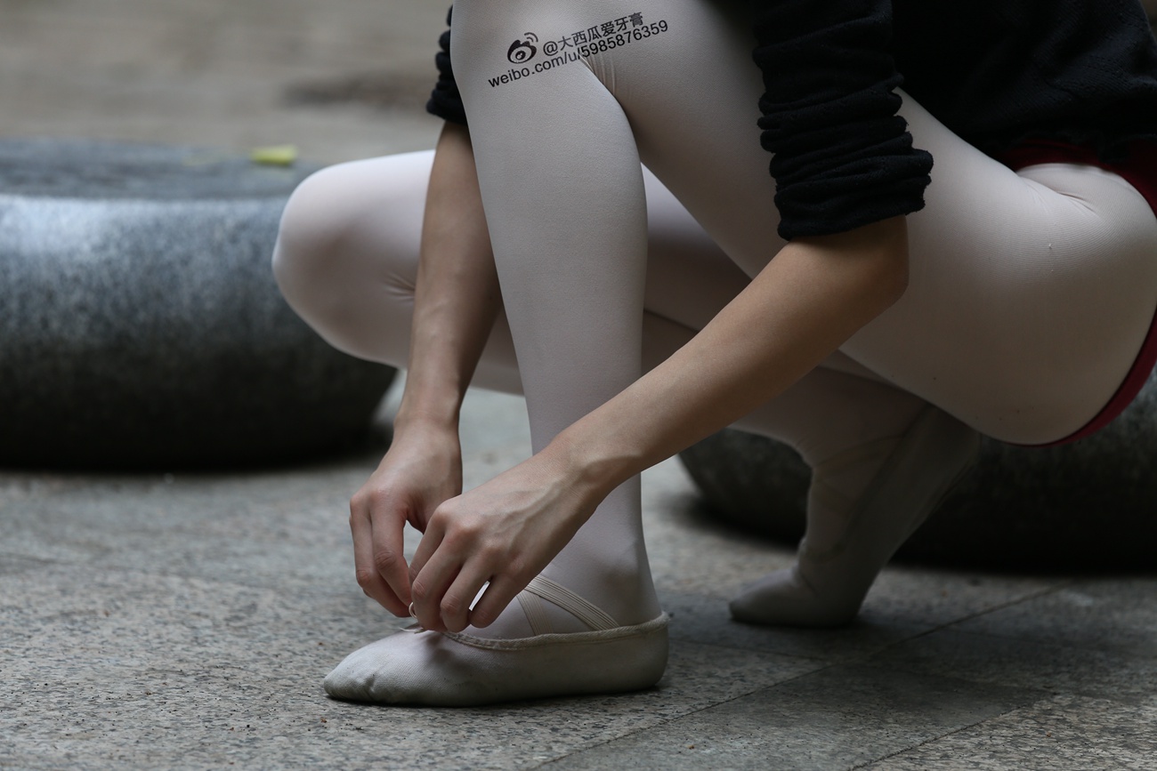 图片[89]-大西瓜爱牙膏-早期作品-W011 舞蹈家2-身材极好3 [271P] – 速更版-美库