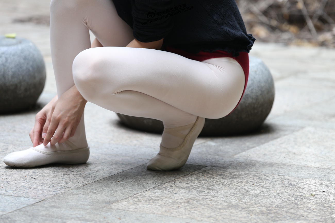 图片[92]-大西瓜爱牙膏-早期作品-W011 舞蹈家2-身材极好3 [271P] – 速更版-美库