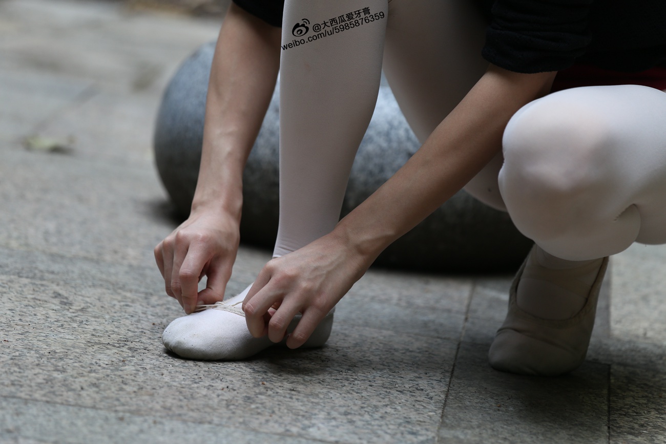 图片[96]-大西瓜爱牙膏-早期作品-W011 舞蹈家2-身材极好3 [271P] – 速更版-美库