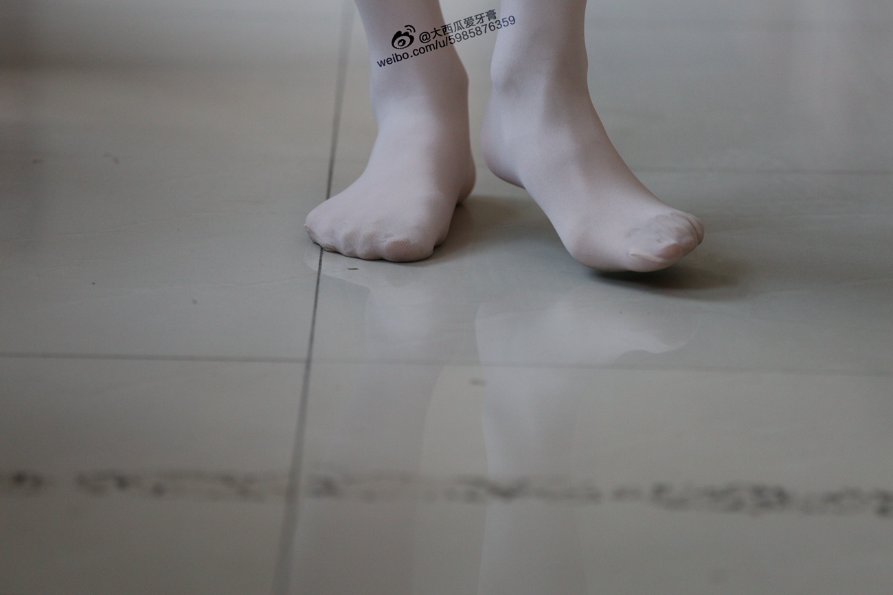 图片[203]-大西瓜爱牙膏-早期作品-W010 舞蹈家2-身材极好2 [405P] – 速更版-美库