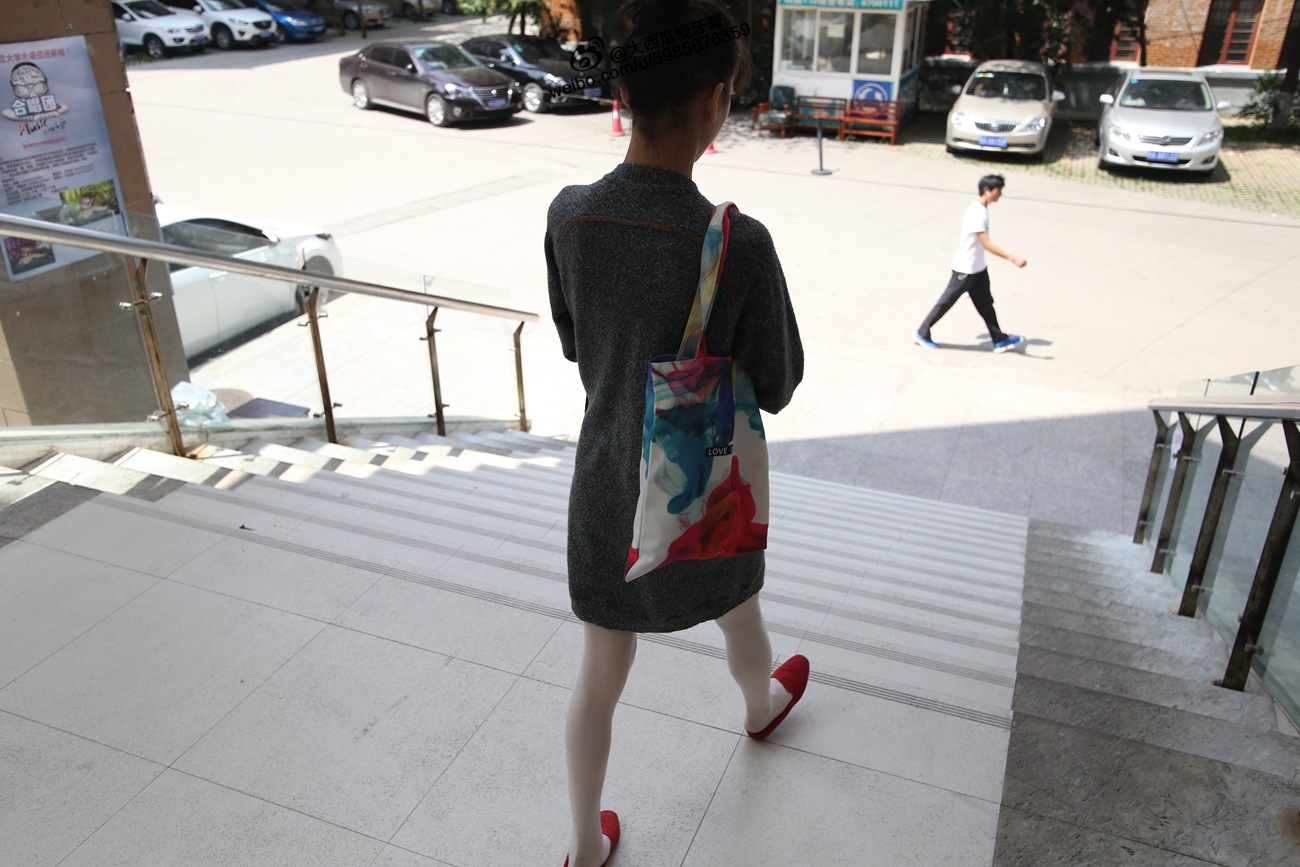 图片[260]-大西瓜爱牙膏-早期作品-W010 舞蹈家2-身材极好2 [405P] – 速更版-美库