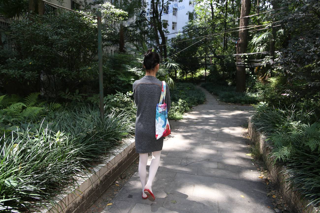 图片[277]-大西瓜爱牙膏-早期作品-W010 舞蹈家2-身材极好2 [405P] – 速更版-美库