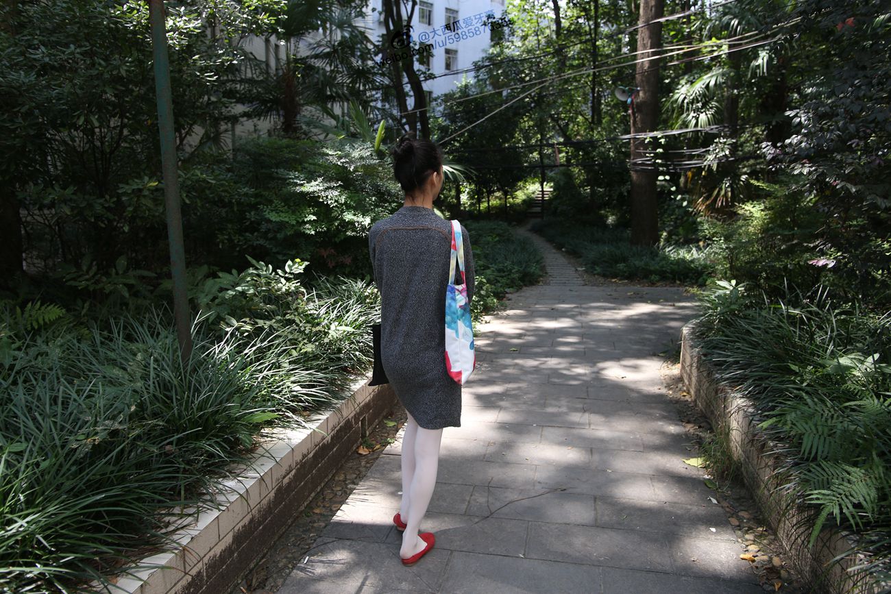 图片[278]-大西瓜爱牙膏-早期作品-W010 舞蹈家2-身材极好2 [405P] – 速更版-美库