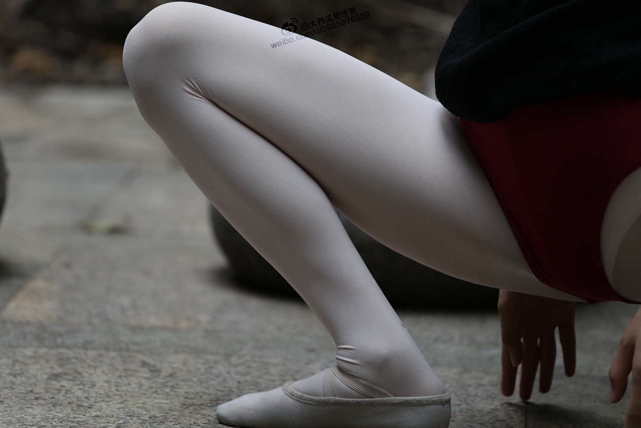 图片[137]-大西瓜爱牙膏-早期作品-W011 舞蹈家2-身材极好3 [271P] – 速更版-美库