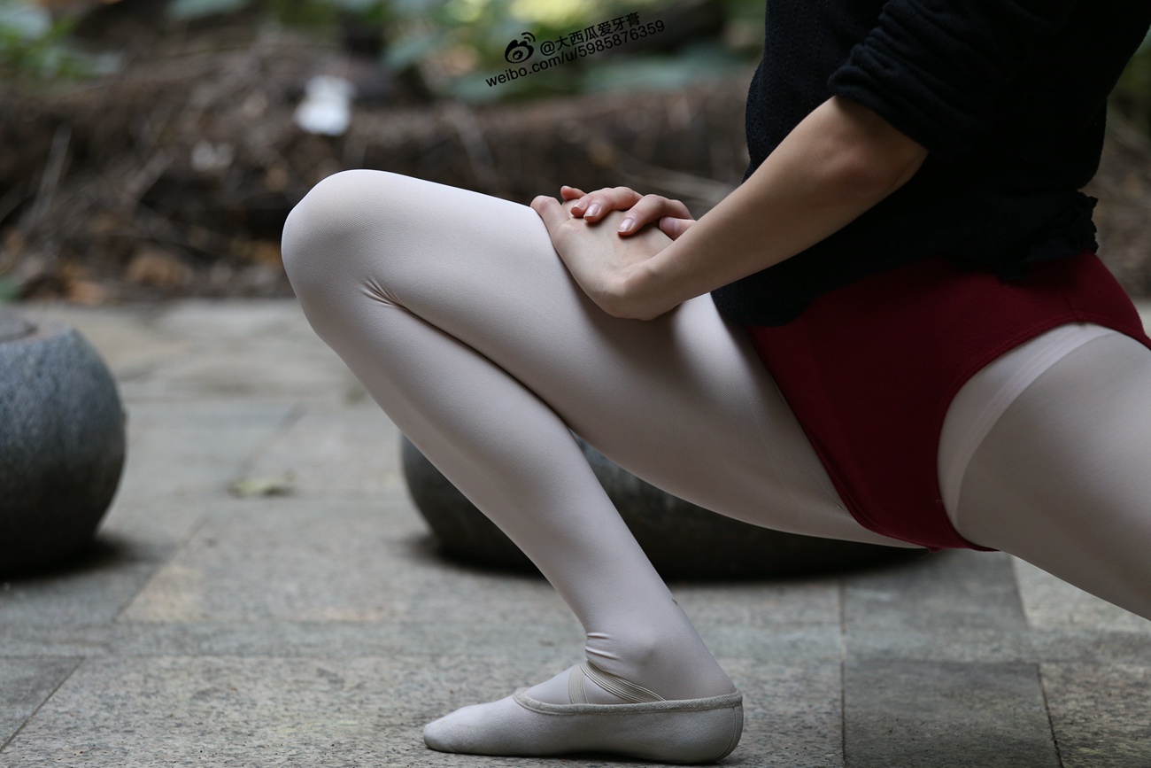 图片[139]-大西瓜爱牙膏-早期作品-W011 舞蹈家2-身材极好3 [271P] – 速更版-美库