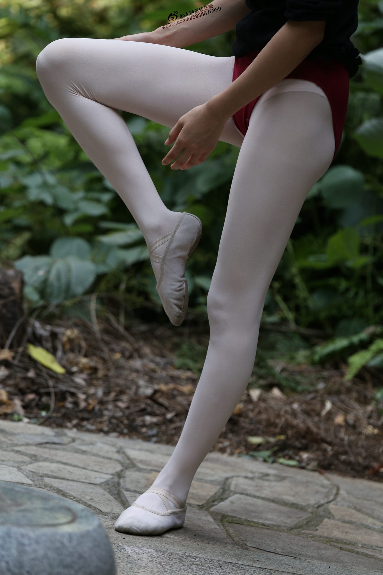 图片[145]-大西瓜爱牙膏-早期作品-W011 舞蹈家2-身材极好3 [271P] – 速更版-美库