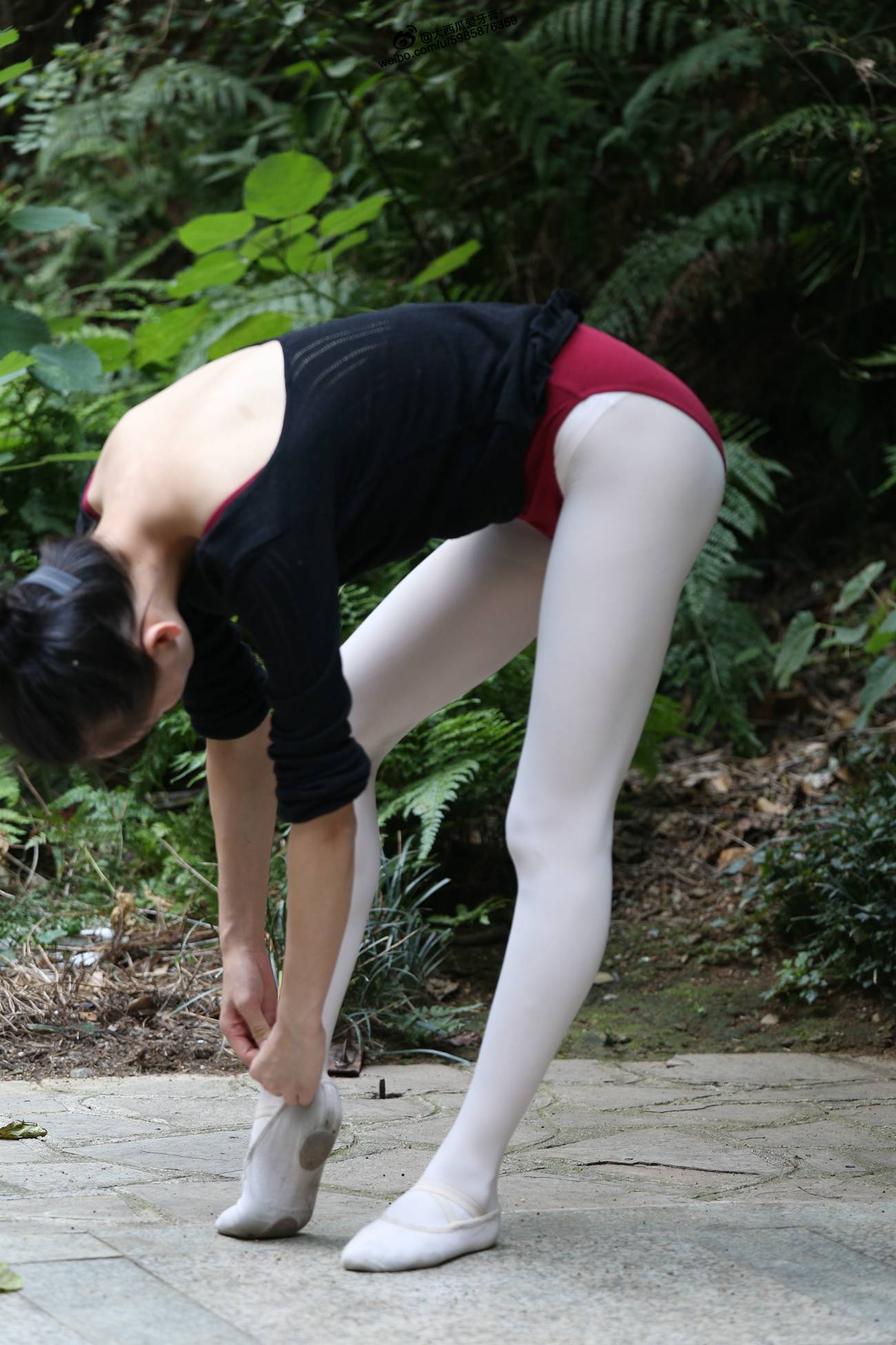 图片[152]-大西瓜爱牙膏-早期作品-W011 舞蹈家2-身材极好3 [271P] – 速更版-美库