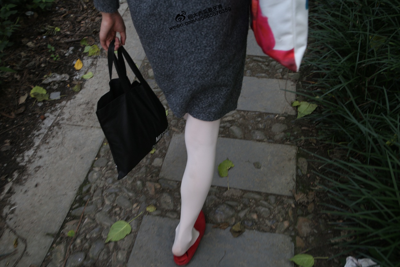 图片[331]-大西瓜爱牙膏-早期作品-W010 舞蹈家2-身材极好2 [405P] – 速更版-美库