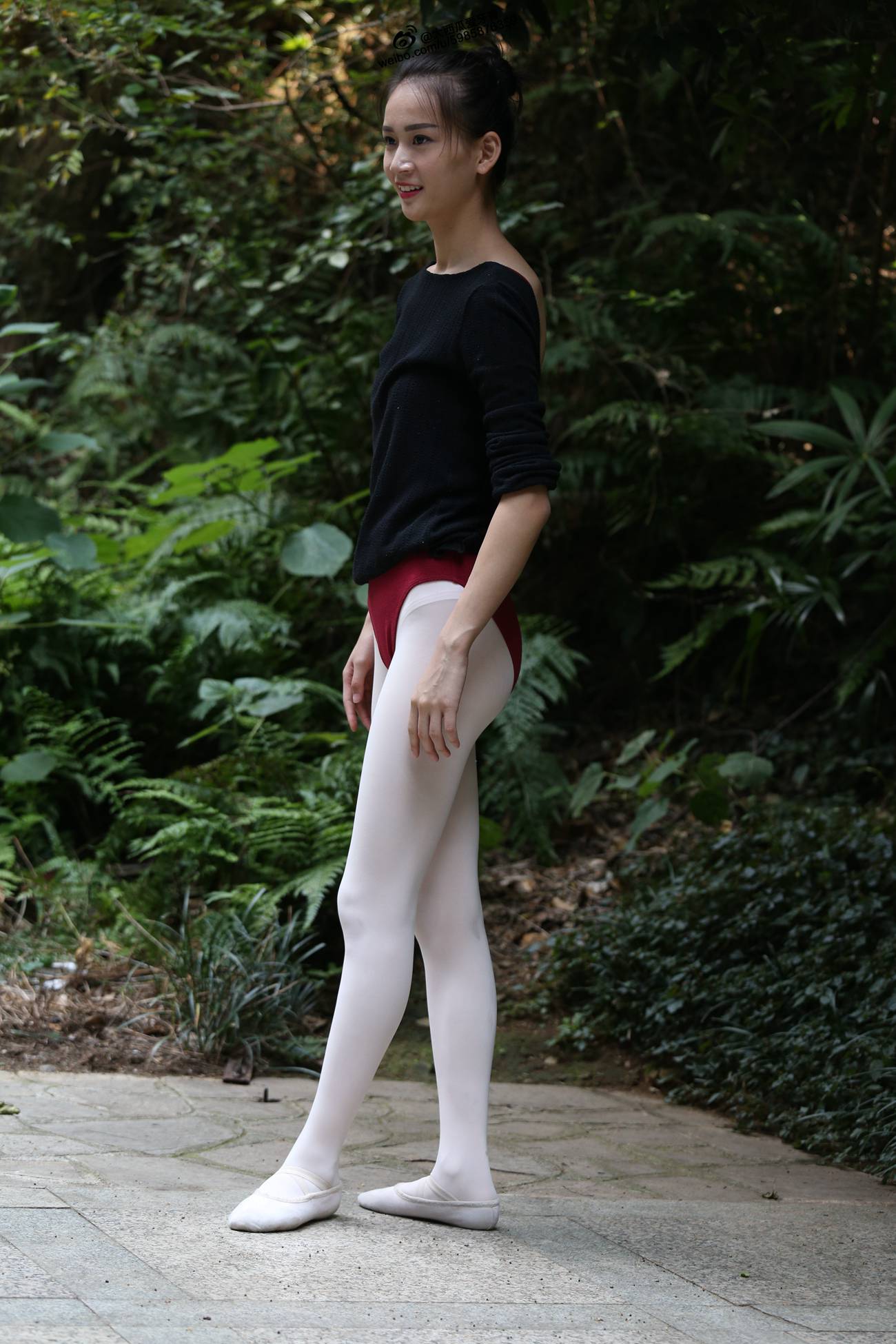 图片[157]-大西瓜爱牙膏-早期作品-W011 舞蹈家2-身材极好3 [271P] – 速更版-美库