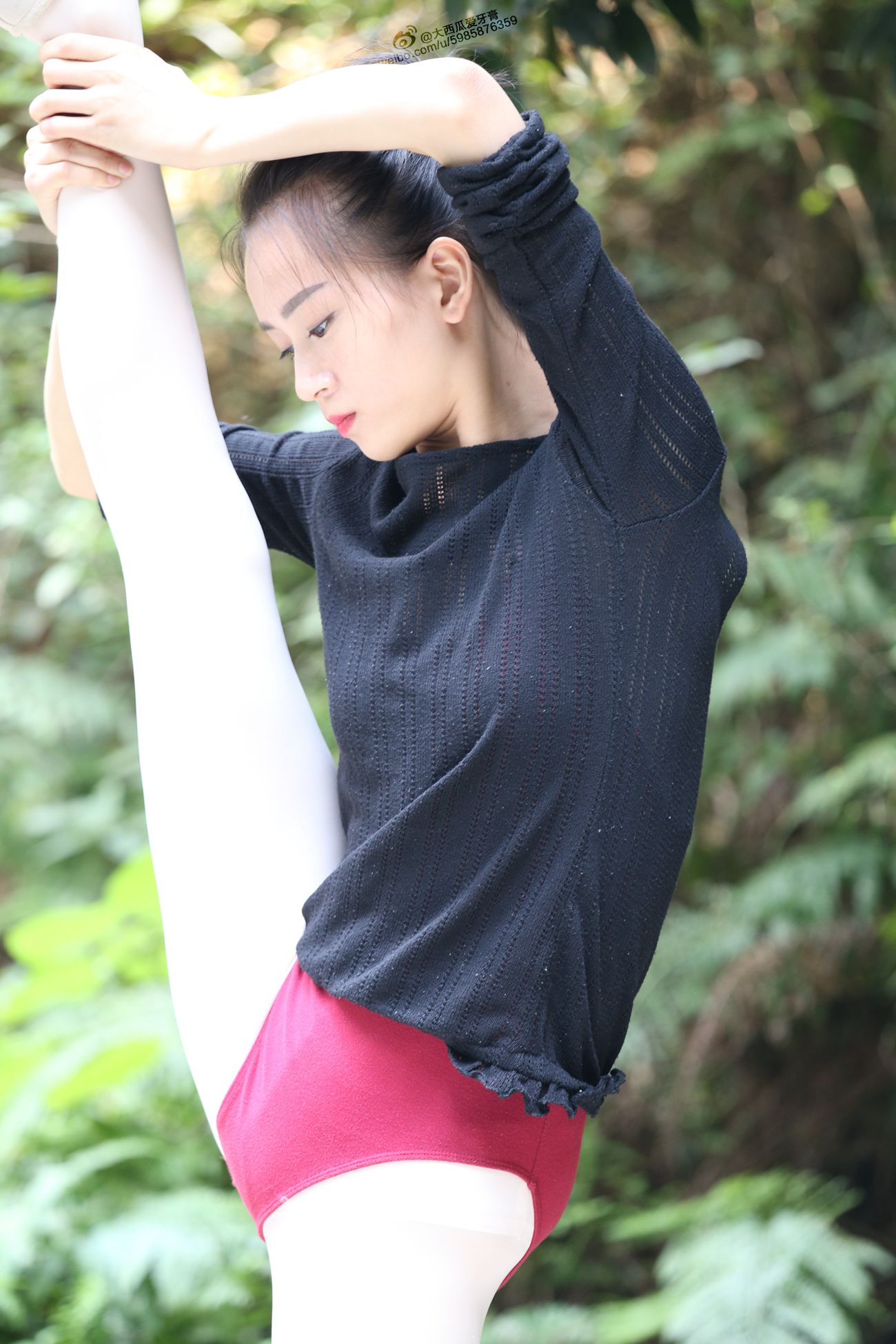 图片[162]-大西瓜爱牙膏-早期作品-W011 舞蹈家2-身材极好3 [271P] – 速更版-美库