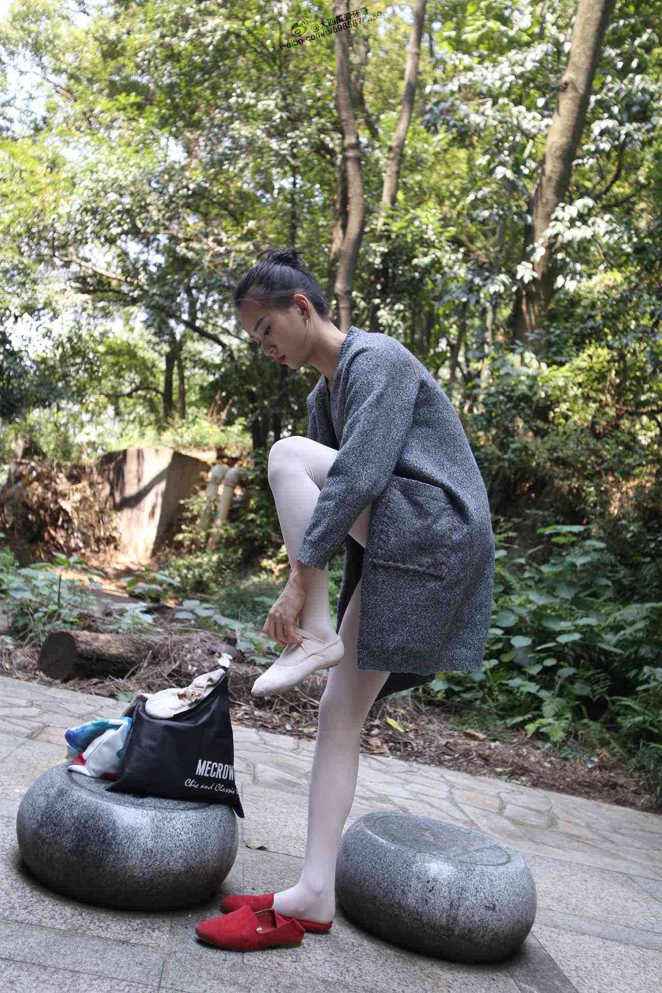 图片[360]-大西瓜爱牙膏-早期作品-W010 舞蹈家2-身材极好2 [405P] – 速更版-美库