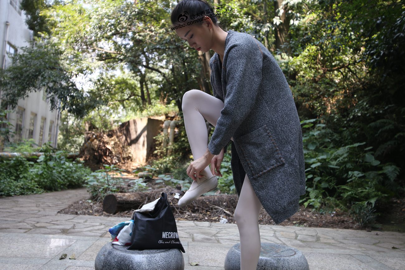 图片[367]-大西瓜爱牙膏-早期作品-W010 舞蹈家2-身材极好2 [405P] – 速更版-美库