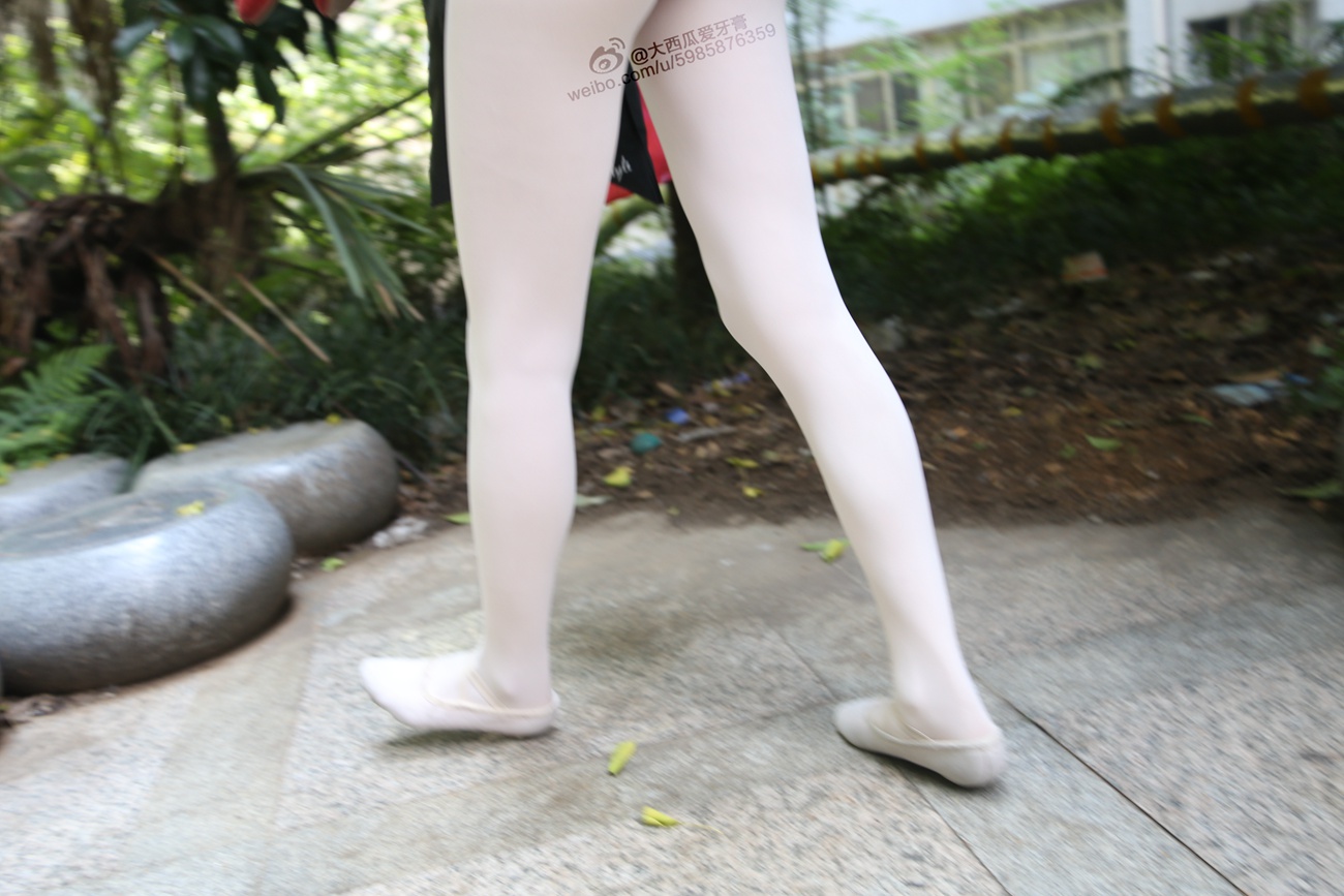 图片[402]-大西瓜爱牙膏-早期作品-W010 舞蹈家2-身材极好2 [405P] – 速更版-美库