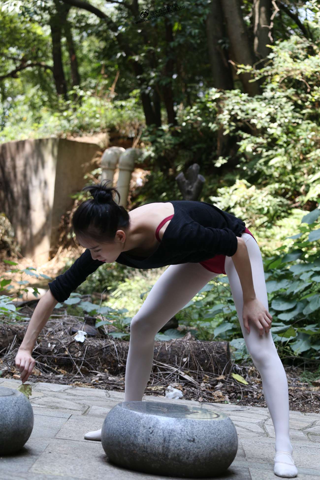 图片[189]-大西瓜爱牙膏-早期作品-W011 舞蹈家2-身材极好3 [271P] – 速更版-美库