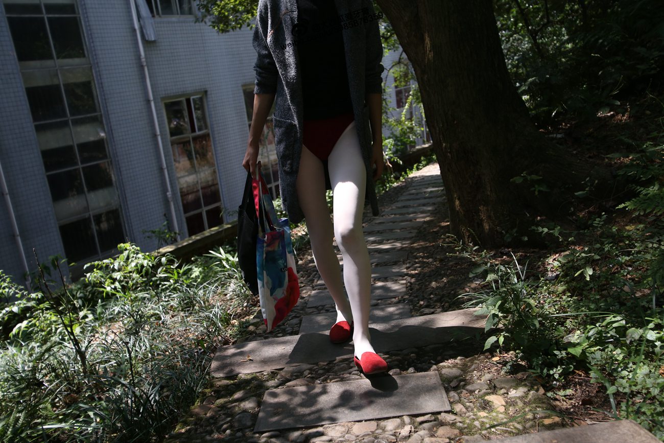 图片[242]-大西瓜爱牙膏-早期作品-W011 舞蹈家2-身材极好3 [271P] – 速更版-美库