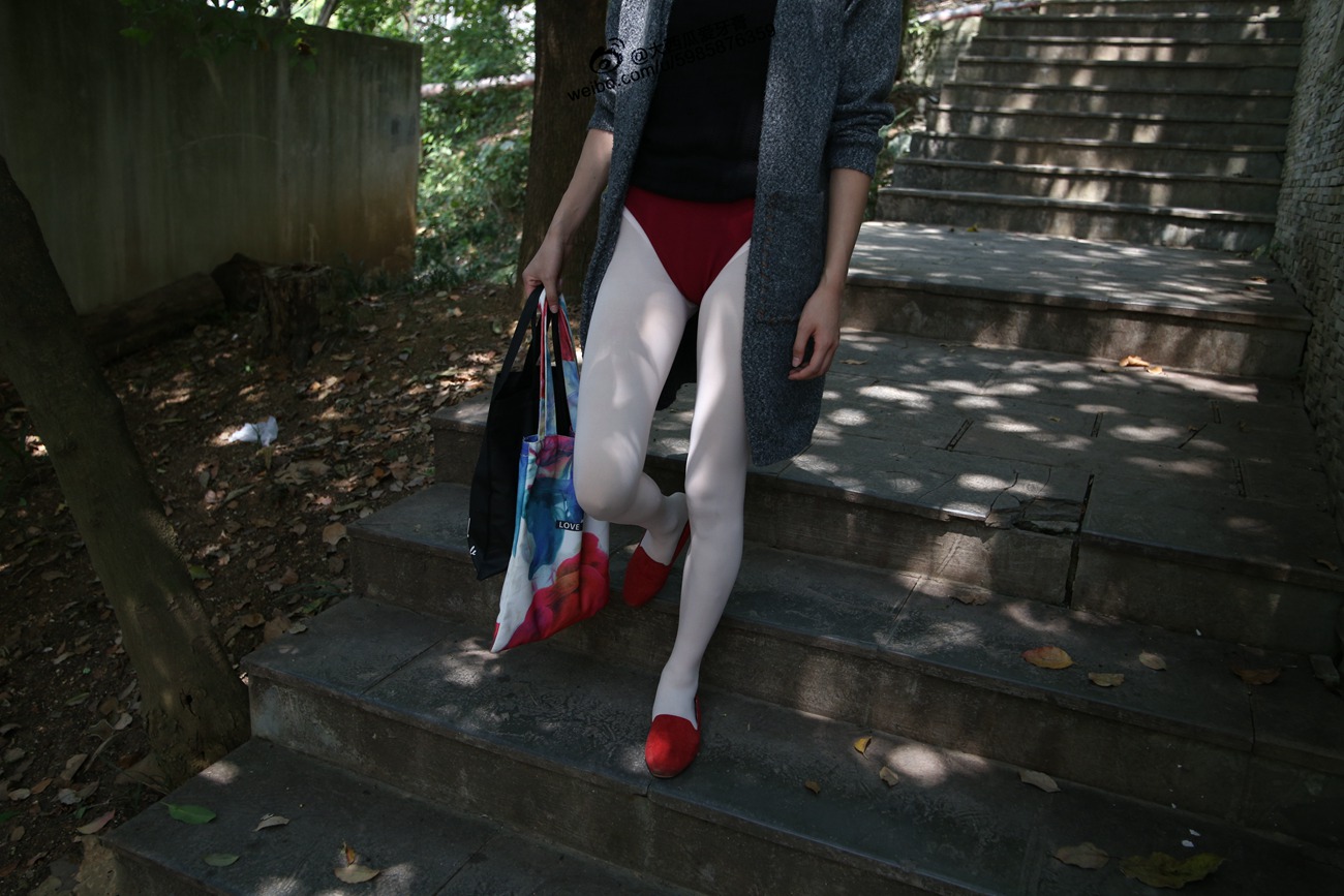 图片[270]-大西瓜爱牙膏-早期作品-W011 舞蹈家2-身材极好3 [271P] – 速更版-美库