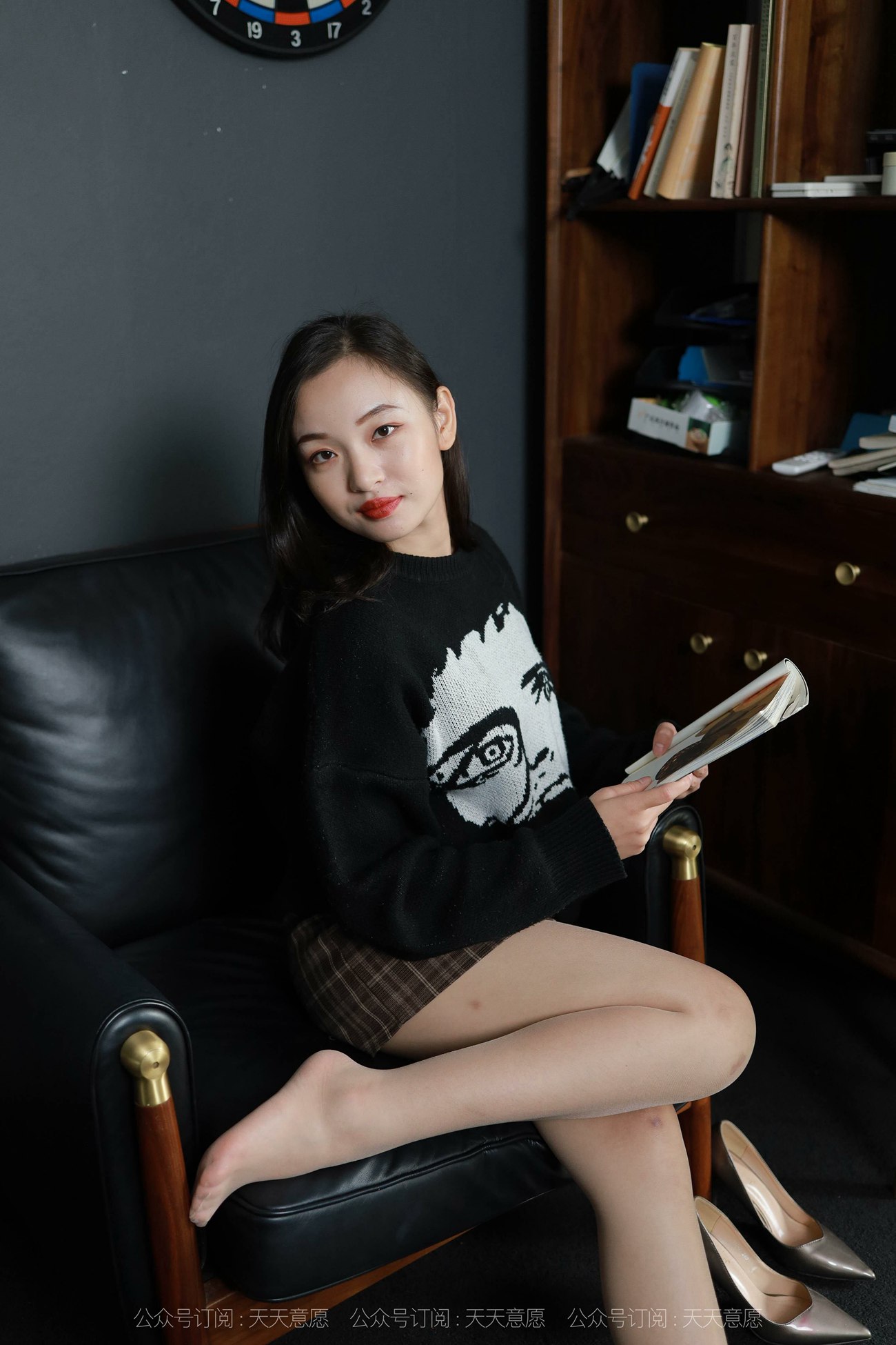 图片[29]-[IESS异思趣向] 耽丝 201020 新人星星 可甜可盐 [90P] – 速更版-美库