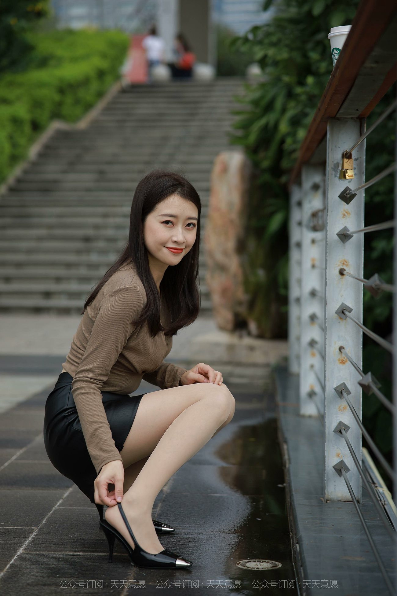 图片[45]-[IESS异思趣向] 耽丝 201021 公园偶遇 小婕 [89P] – 速更版-美库