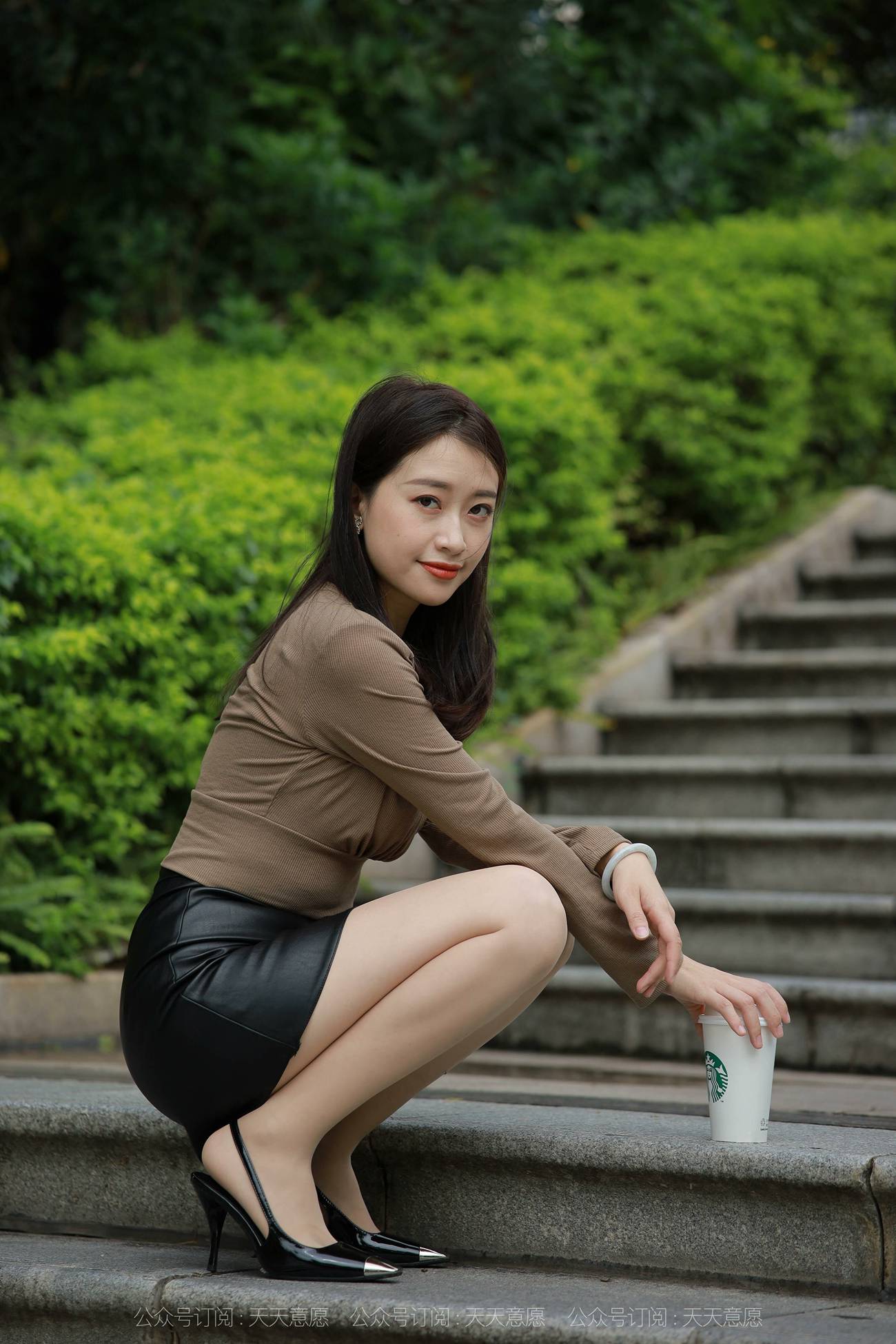 图片[89]-[IESS异思趣向] 耽丝 201021 公园偶遇 小婕 [89P] – 速更版-美库