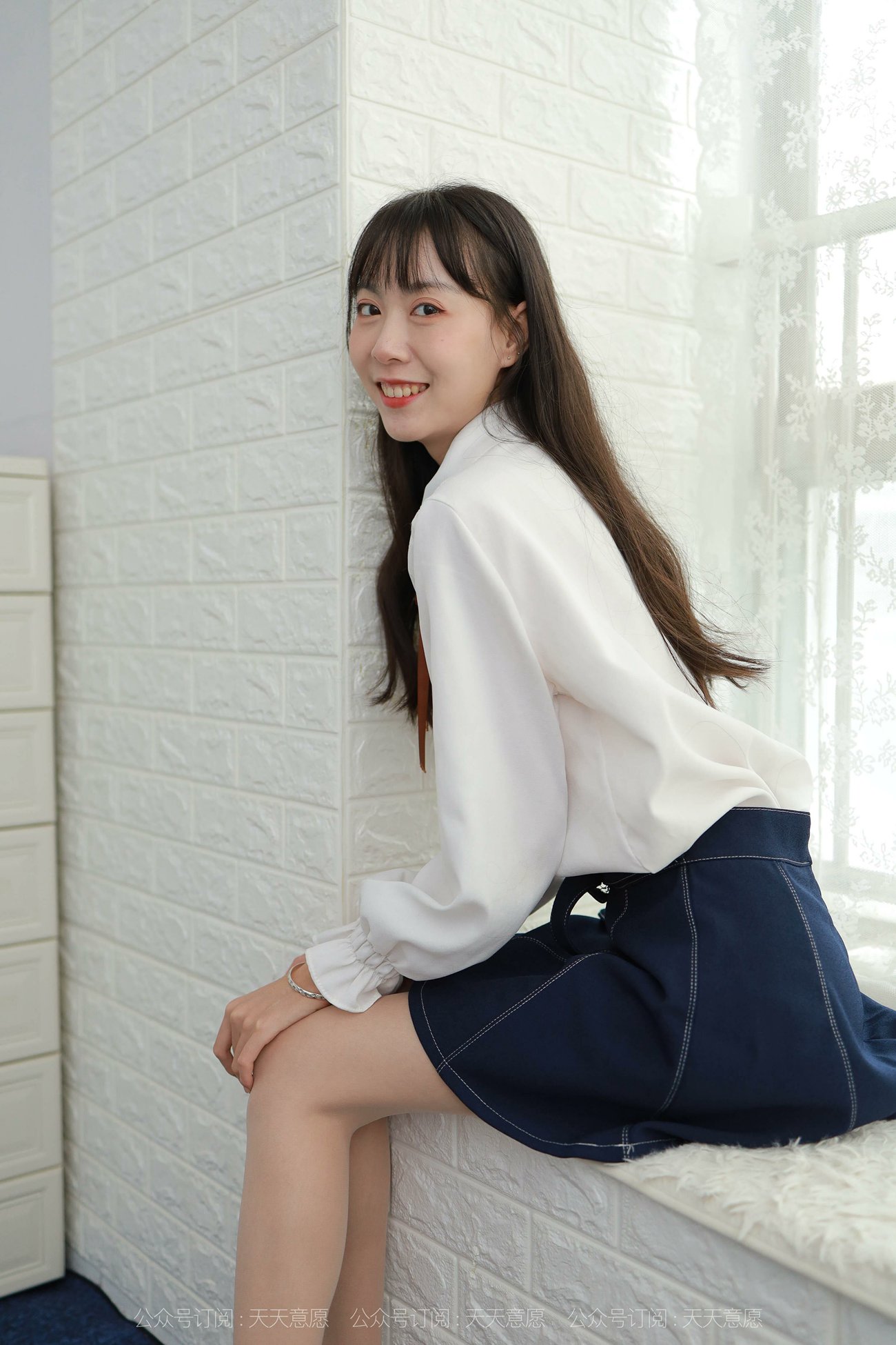 图片[18]-[IESS异思趣向] 耽丝 201022长腿团团的学院风 [97P] – 速更版-美库