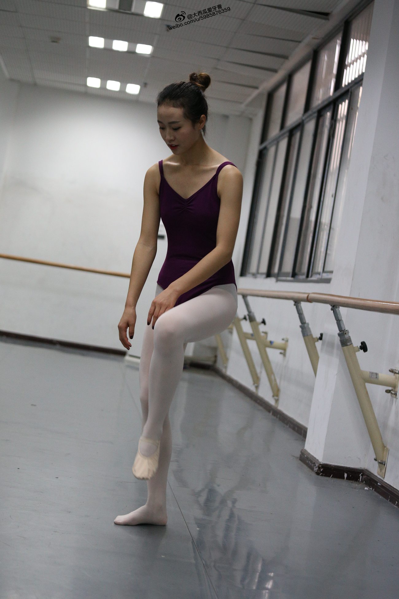 图片[183]-大西瓜爱牙膏-早期作品-W012 舞蹈家3-紫色 [247P] – 速更版-美库