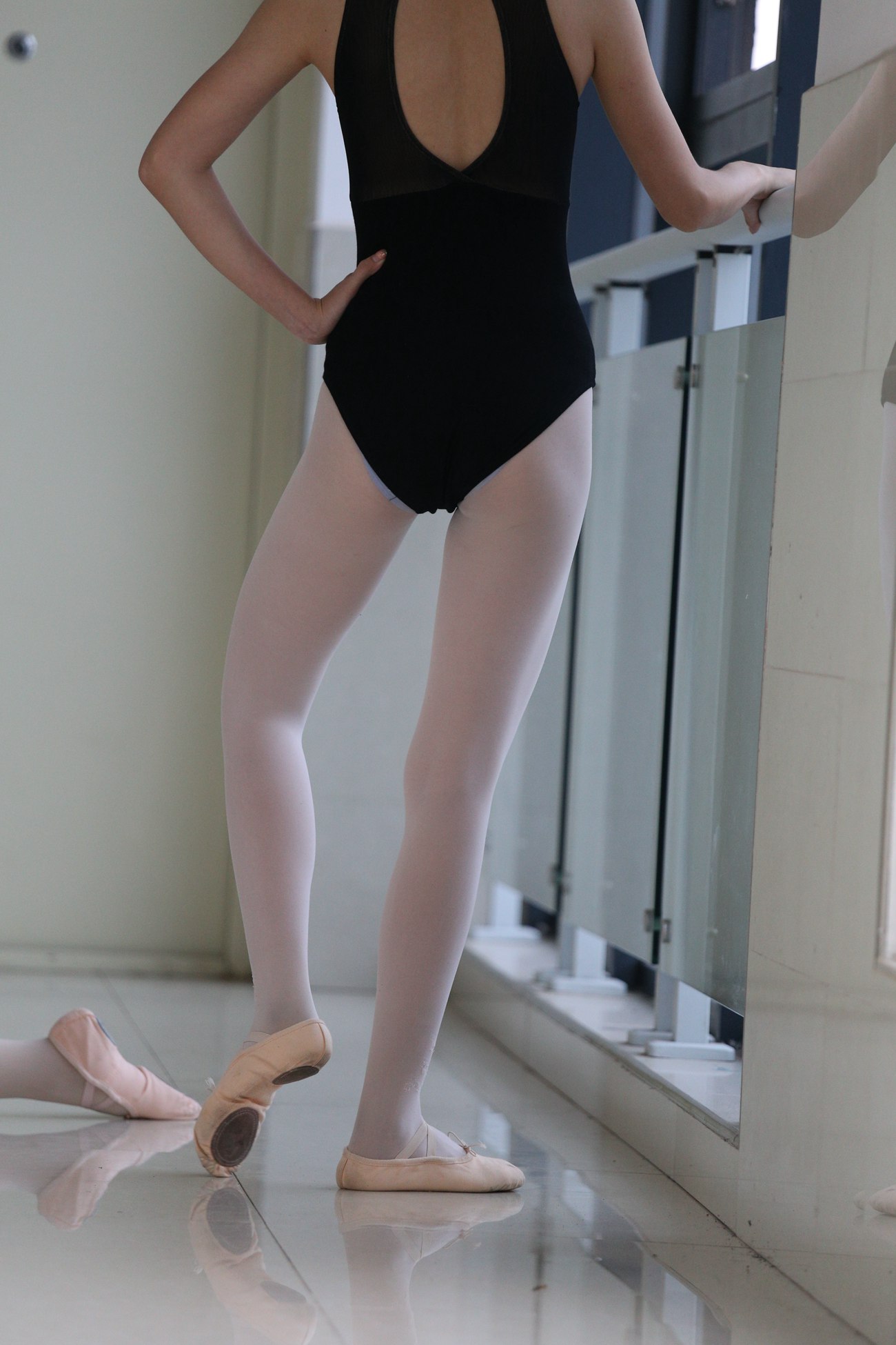 图片[79]-大西瓜爱牙膏-早期作品-W013 舞蹈家4-双黑衣 [515P] – 速更版-美库