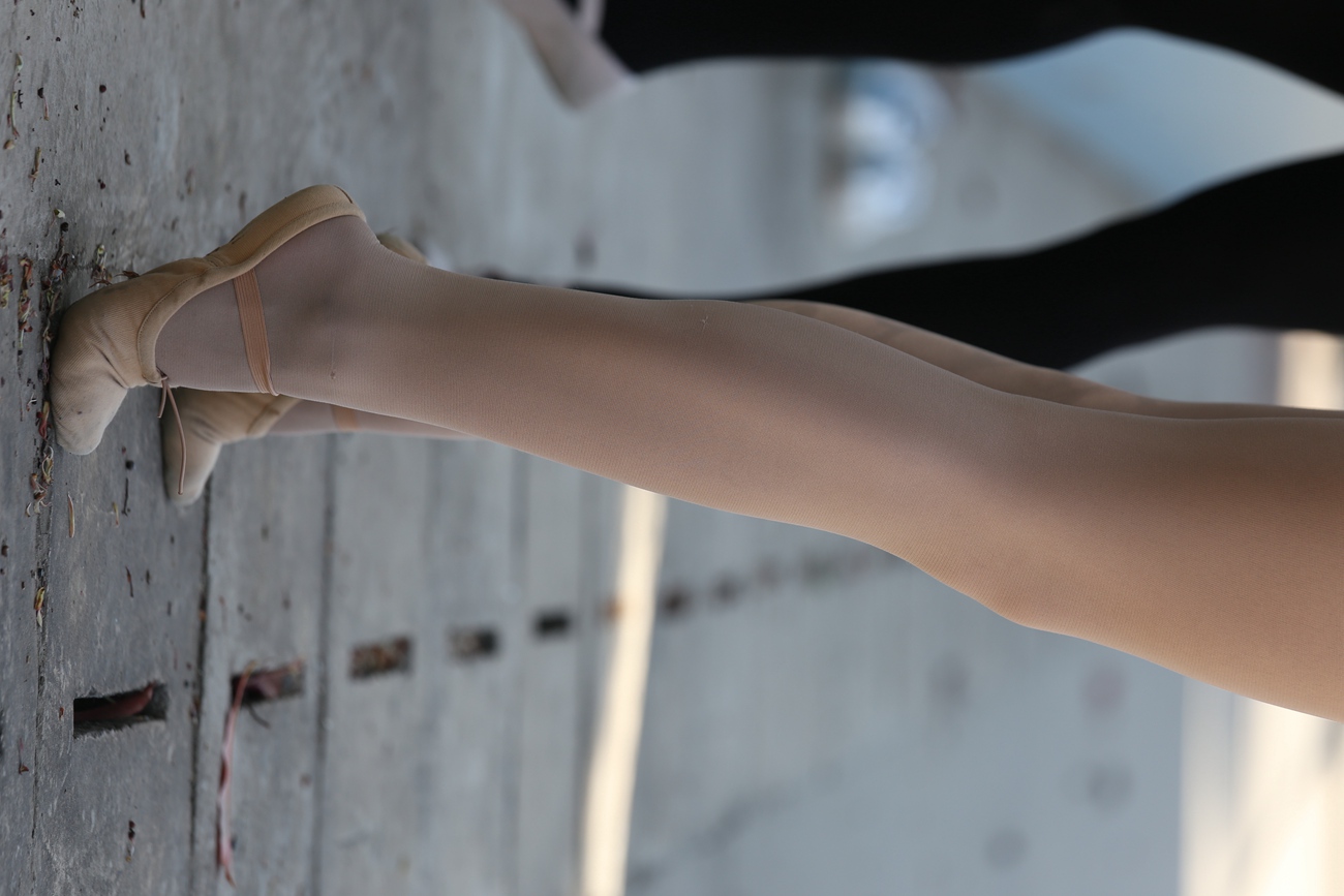 图片[99]-大西瓜爱牙膏-早期作品-W014 舞蹈家5-操场双淑1 [414P] – 速更版-美库