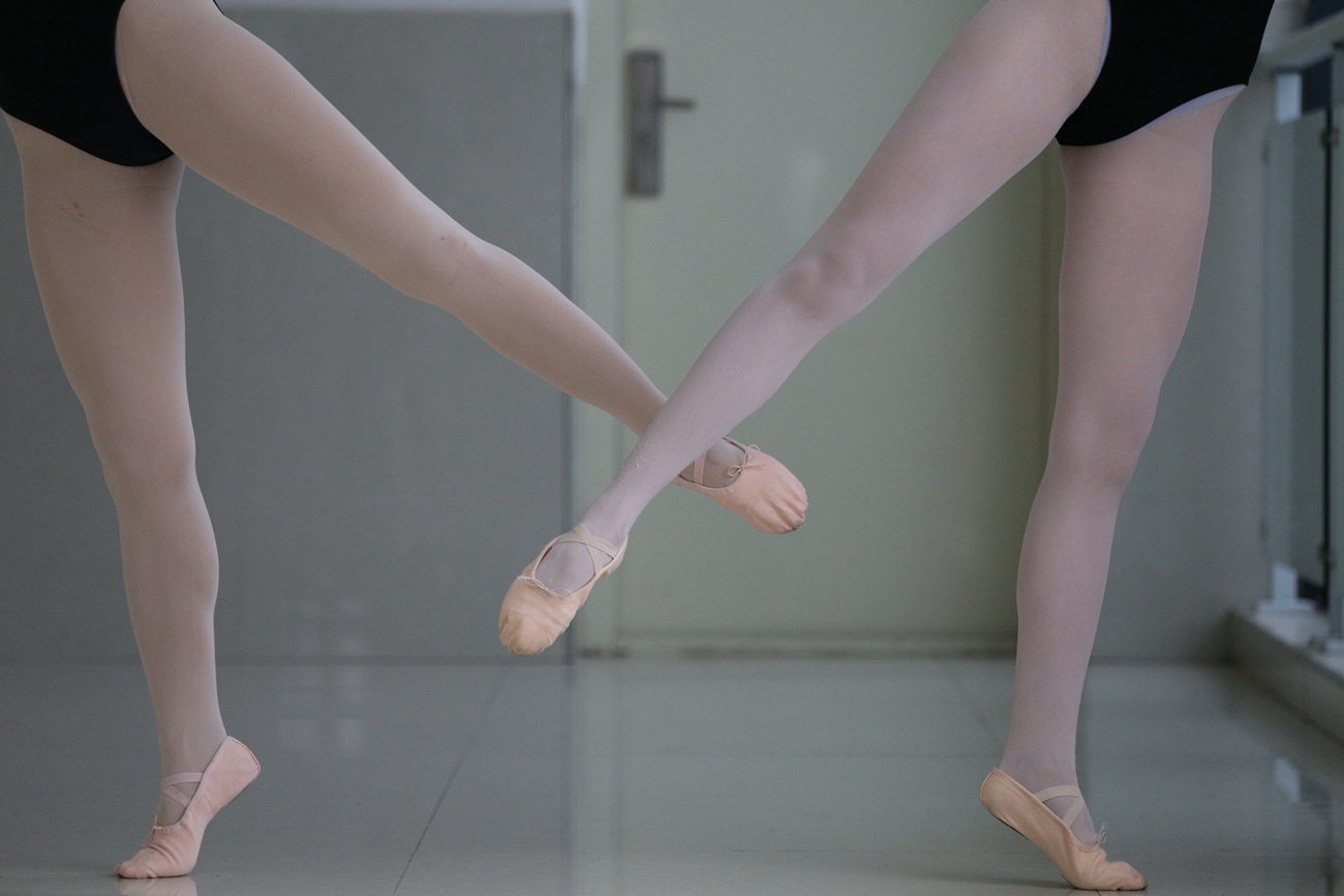 图片[144]-大西瓜爱牙膏-早期作品-W013 舞蹈家4-双黑衣 [515P] – 速更版-美库