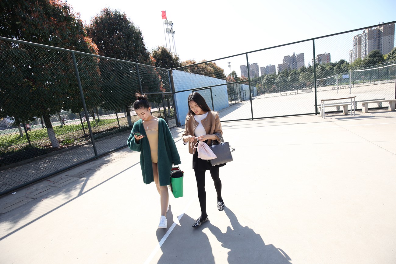 图片[291]-大西瓜爱牙膏-早期作品-W014 舞蹈家5-操场双淑1 [414P] – 速更版-美库