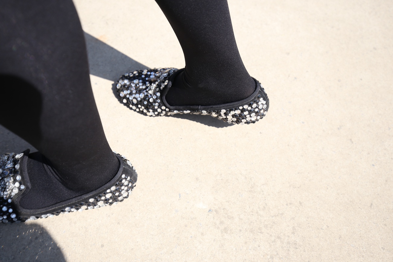 图片[306]-大西瓜爱牙膏-早期作品-W014 舞蹈家5-操场双淑1 [414P] – 速更版-美库