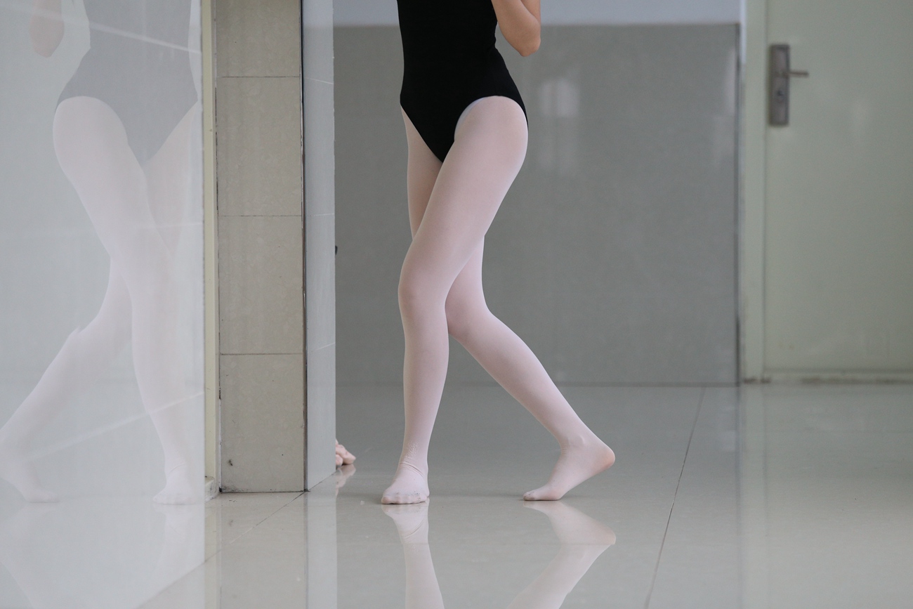 图片[343]-大西瓜爱牙膏-早期作品-W013 舞蹈家4-双黑衣 [515P] – 速更版-美库