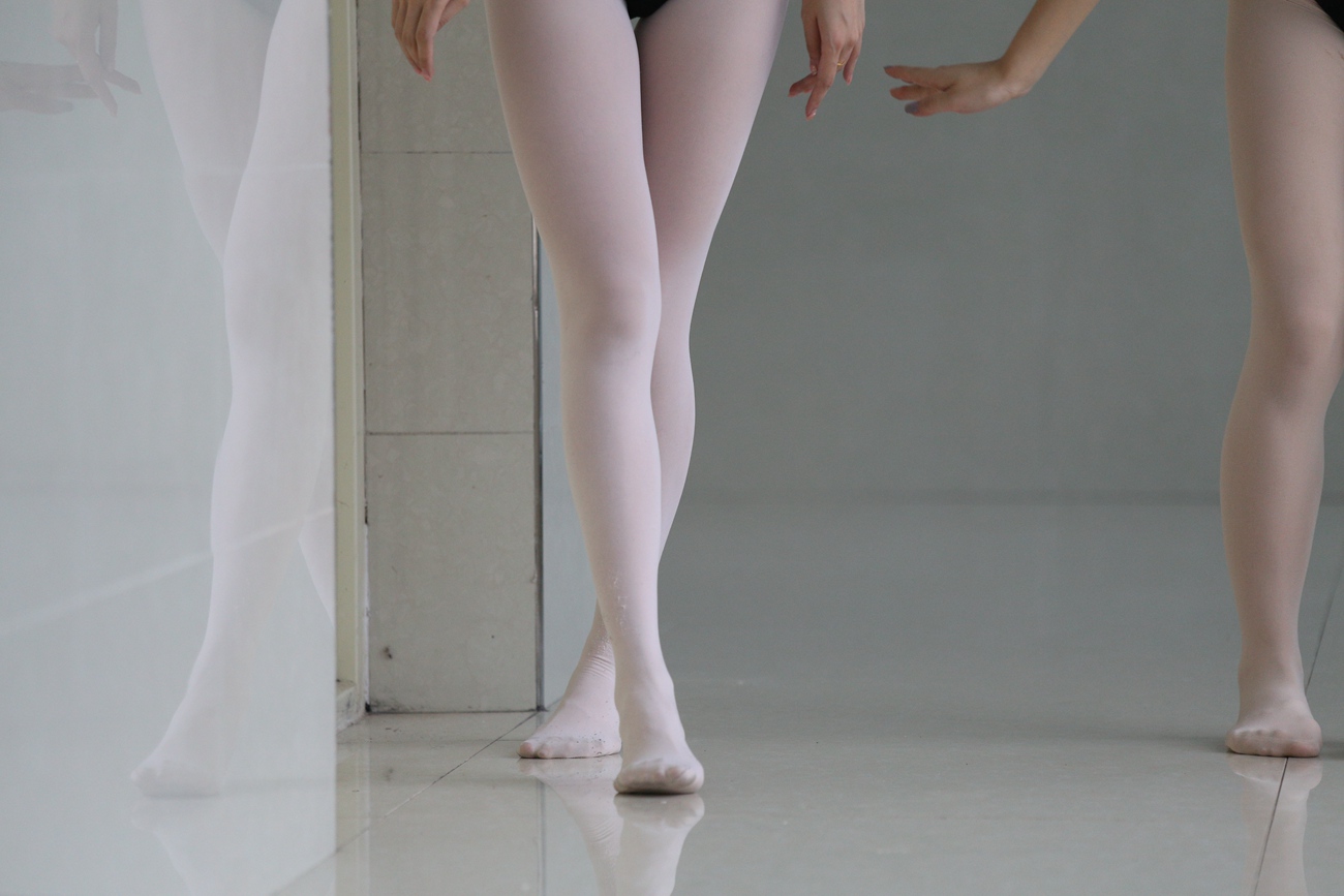 图片[352]-大西瓜爱牙膏-早期作品-W013 舞蹈家4-双黑衣 [515P] – 速更版-美库