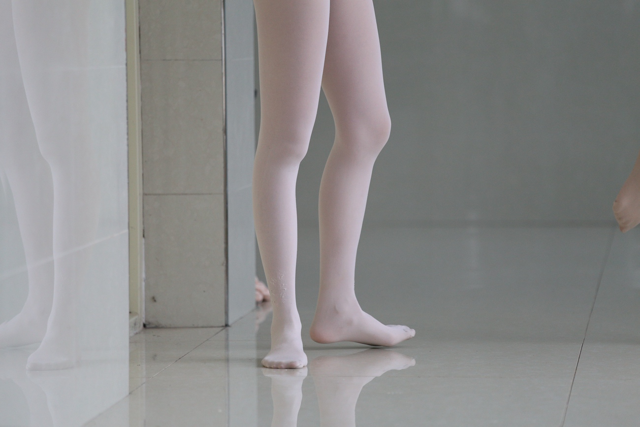 图片[353]-大西瓜爱牙膏-早期作品-W013 舞蹈家4-双黑衣 [515P] – 速更版-美库