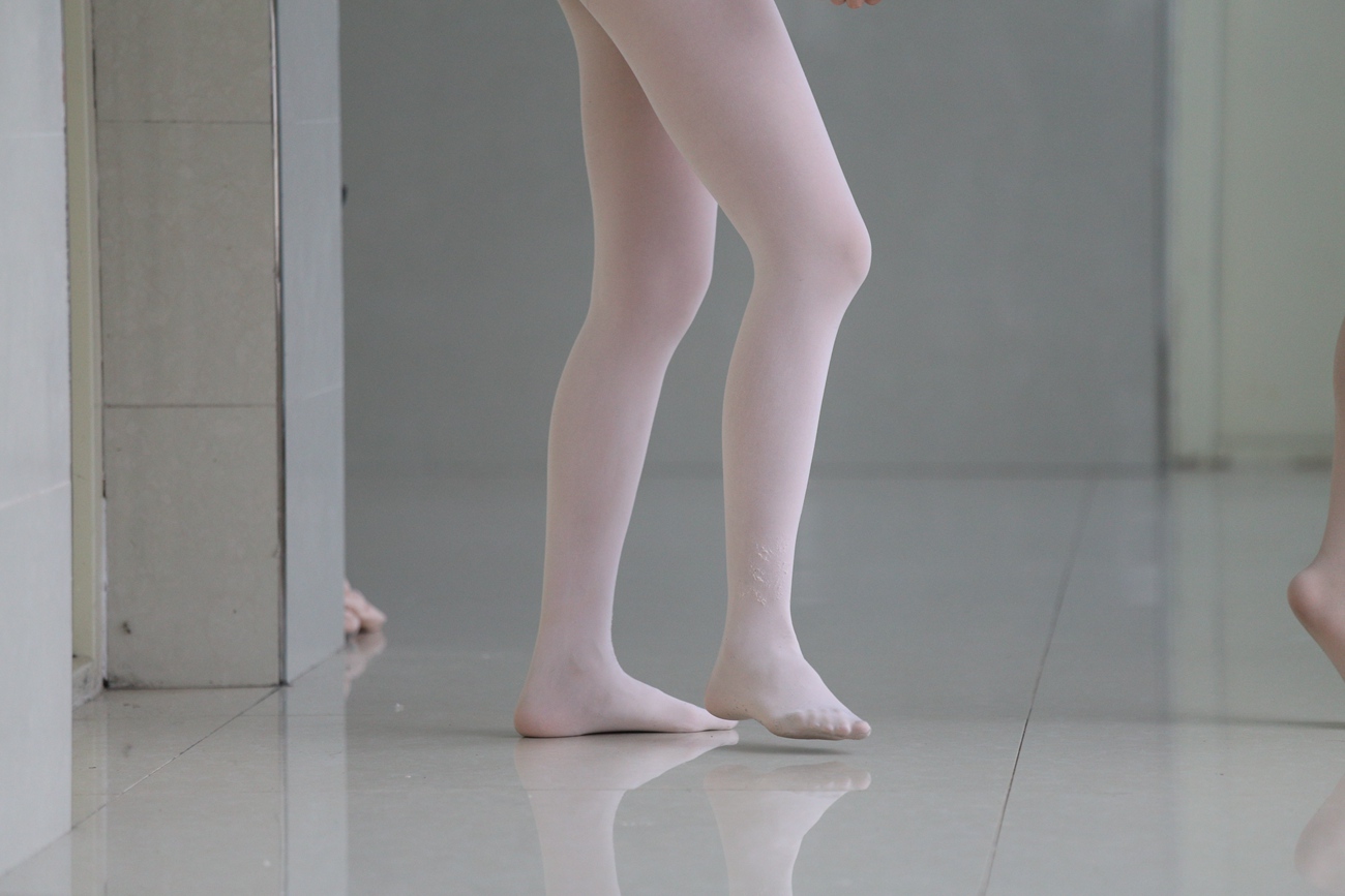 图片[354]-大西瓜爱牙膏-早期作品-W013 舞蹈家4-双黑衣 [515P] – 速更版-美库