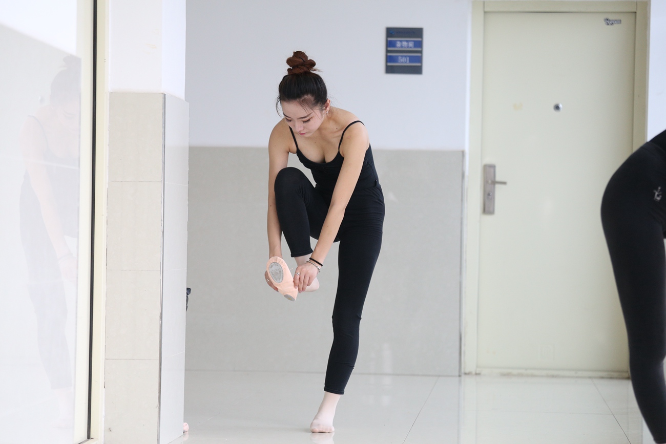 图片[460]-大西瓜爱牙膏-早期作品-W013 舞蹈家4-双黑衣 [515P] – 速更版-美库