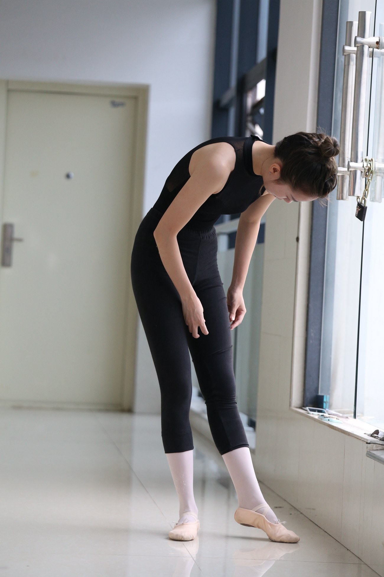 图片[483]-大西瓜爱牙膏-早期作品-W013 舞蹈家4-双黑衣 [515P] – 速更版-美库