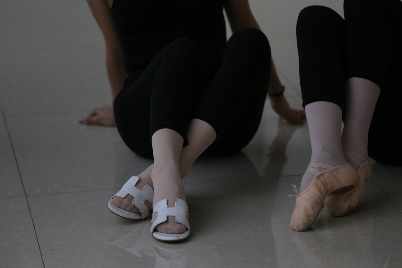 图片[512]-大西瓜爱牙膏-早期作品-W013 舞蹈家4-双黑衣 [515P] – 速更版-美库