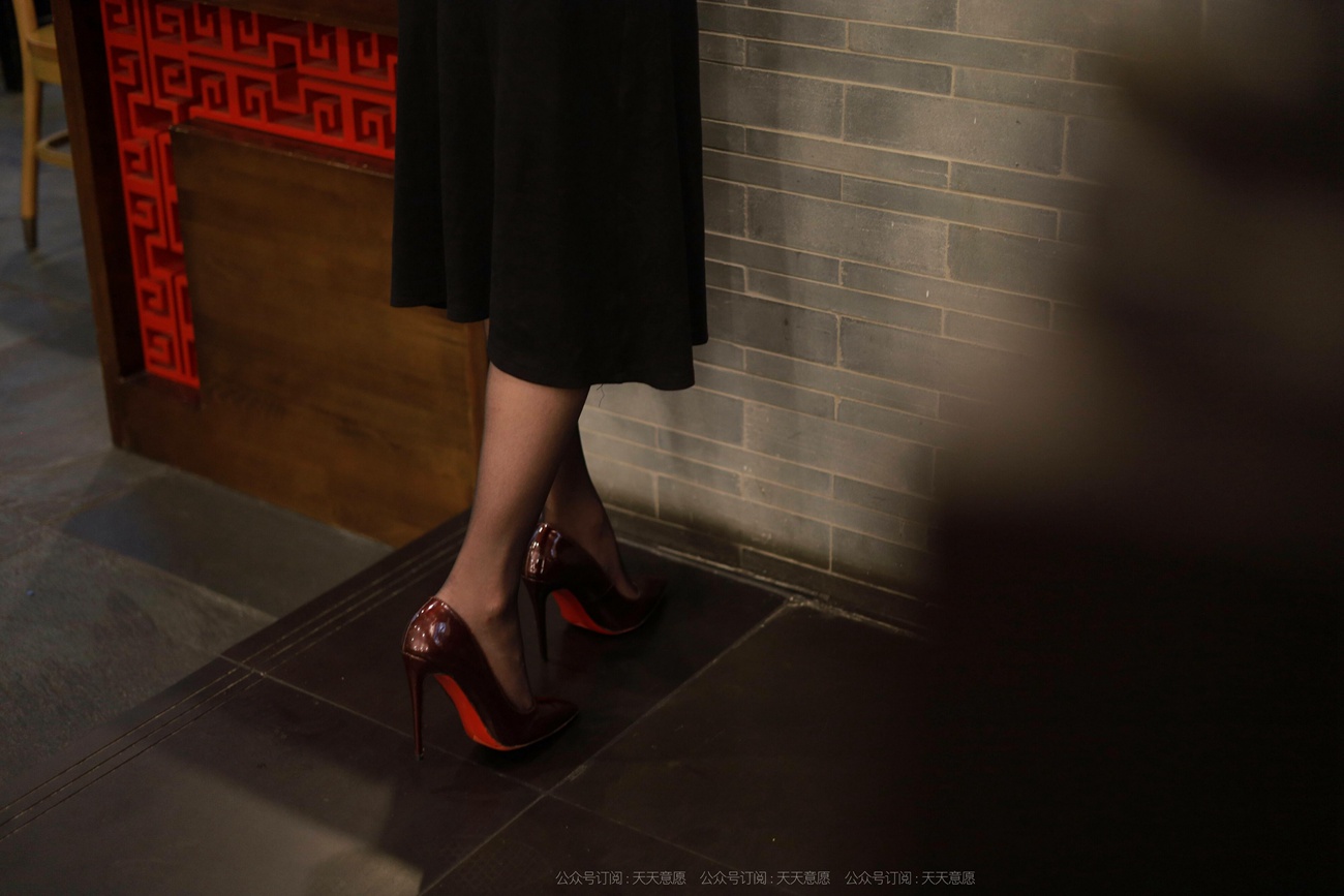 图片[70]-[IESS异思趣向] 2021.09.29 丝享家933：婉苹《黑色长裙》[89P] – 速更版-美库