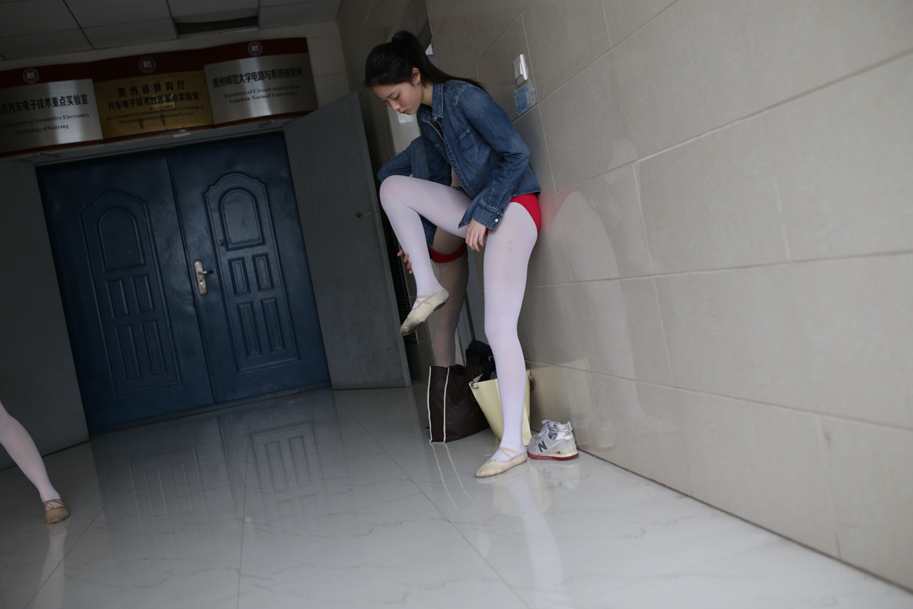 图片[11]-大西瓜爱牙膏-早期作品-W016 舞蹈家6-红衣三姐妹 [220P] – 速更版-美库