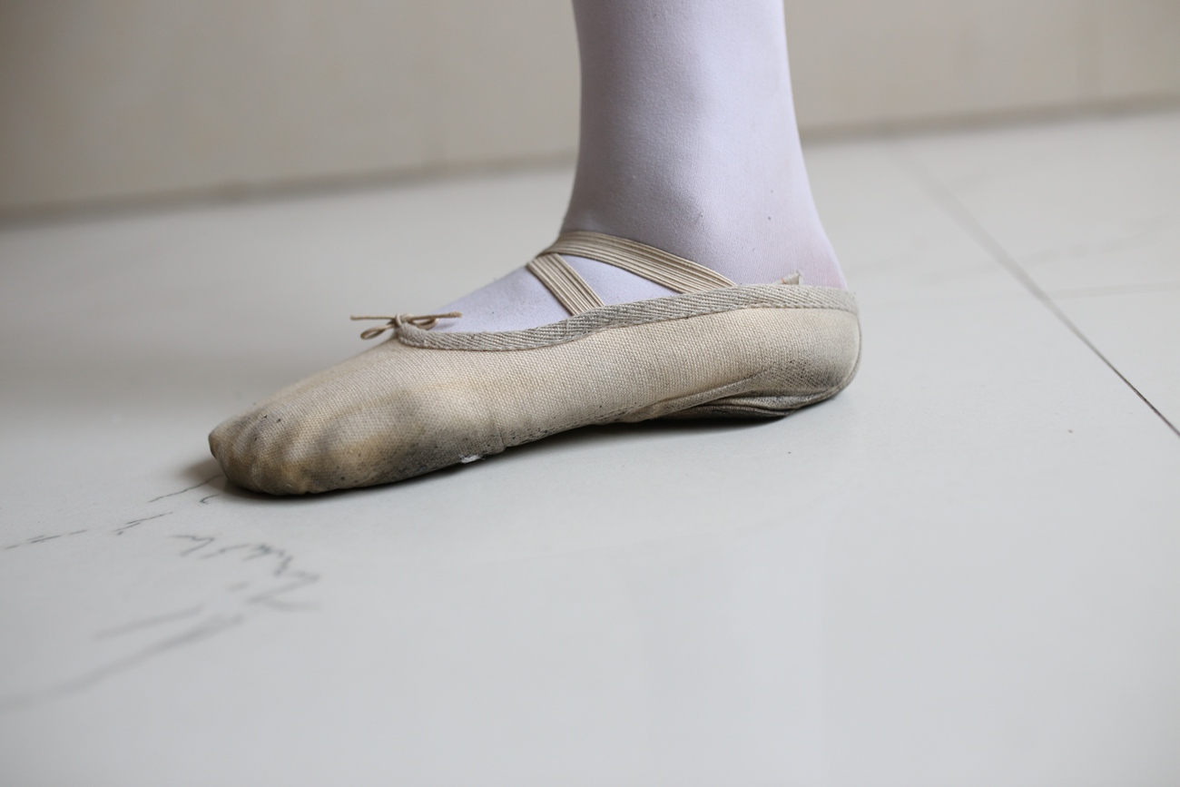 图片[26]-大西瓜爱牙膏-早期作品-W016 舞蹈家6-红衣三姐妹 [220P] – 速更版-美库