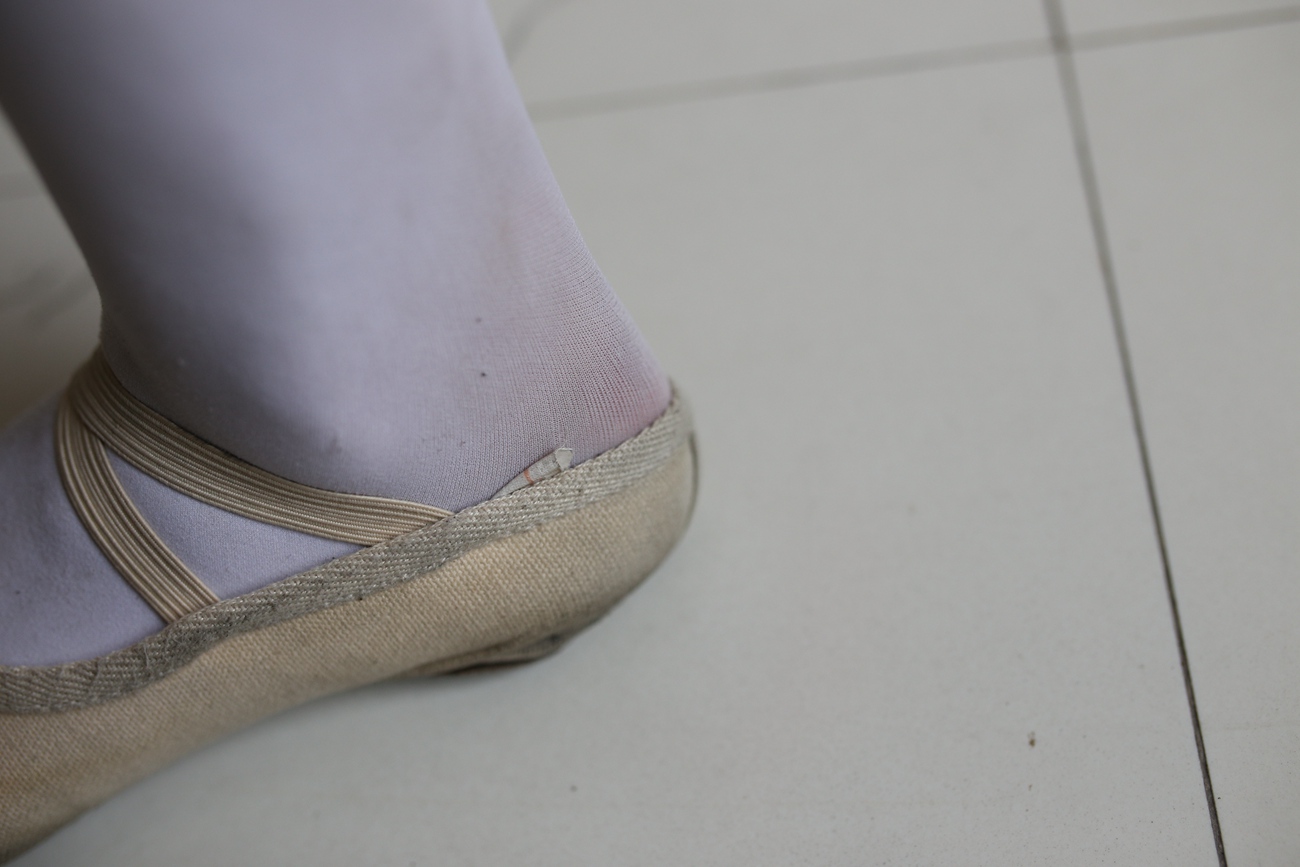 图片[27]-大西瓜爱牙膏-早期作品-W016 舞蹈家6-红衣三姐妹 [220P] – 速更版-美库