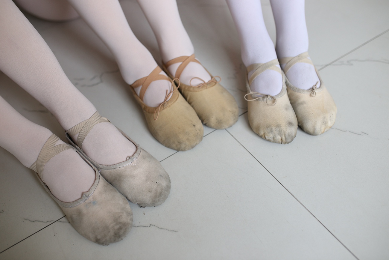 图片[35]-大西瓜爱牙膏-早期作品-W016 舞蹈家6-红衣三姐妹 [220P] – 速更版-美库