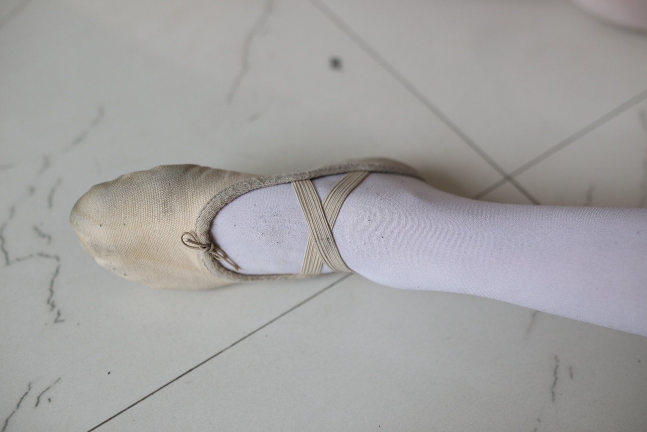 图片[90]-大西瓜爱牙膏-早期作品-W016 舞蹈家6-红衣三姐妹 [220P] – 速更版-美库