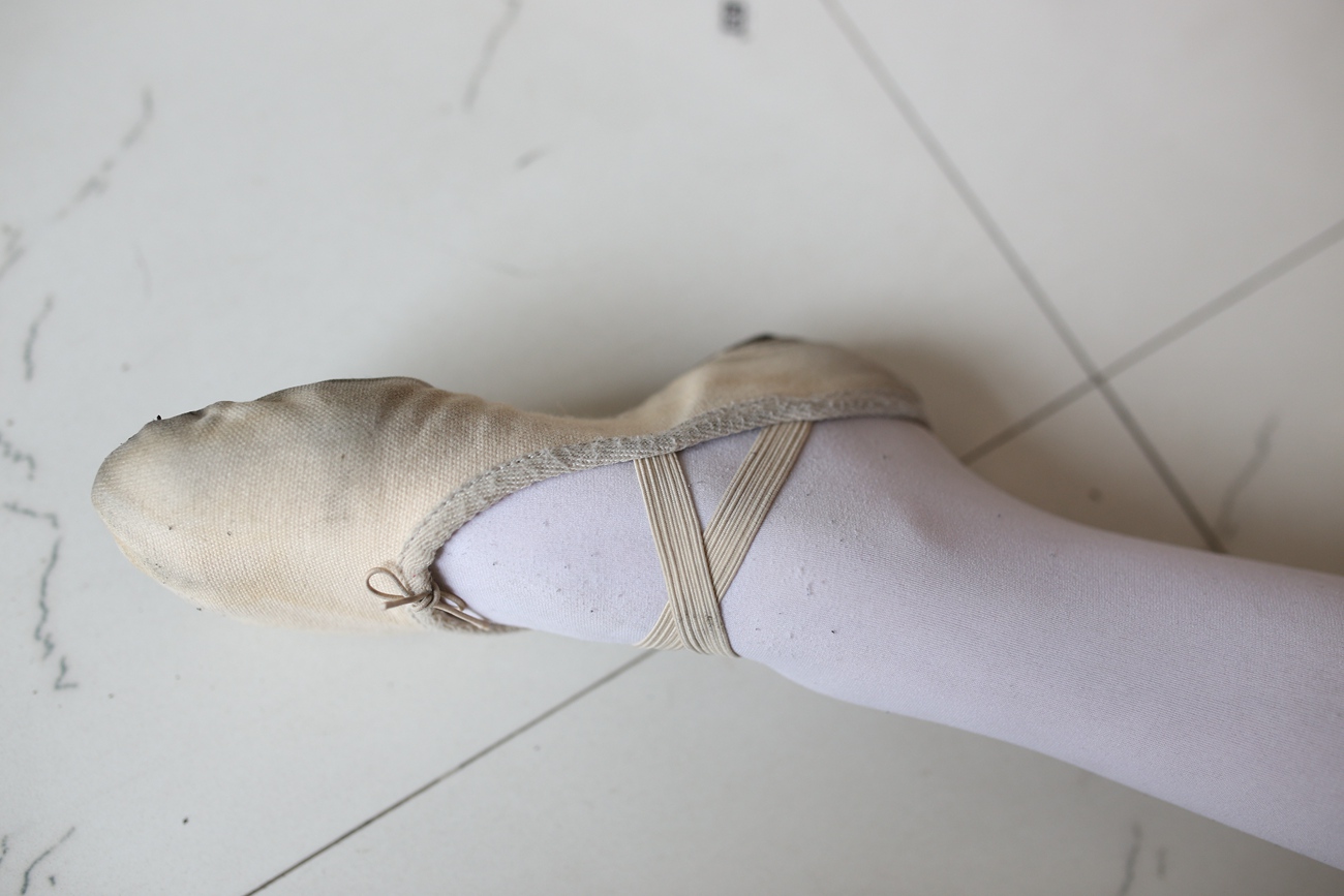 图片[91]-大西瓜爱牙膏-早期作品-W016 舞蹈家6-红衣三姐妹 [220P] – 速更版-美库